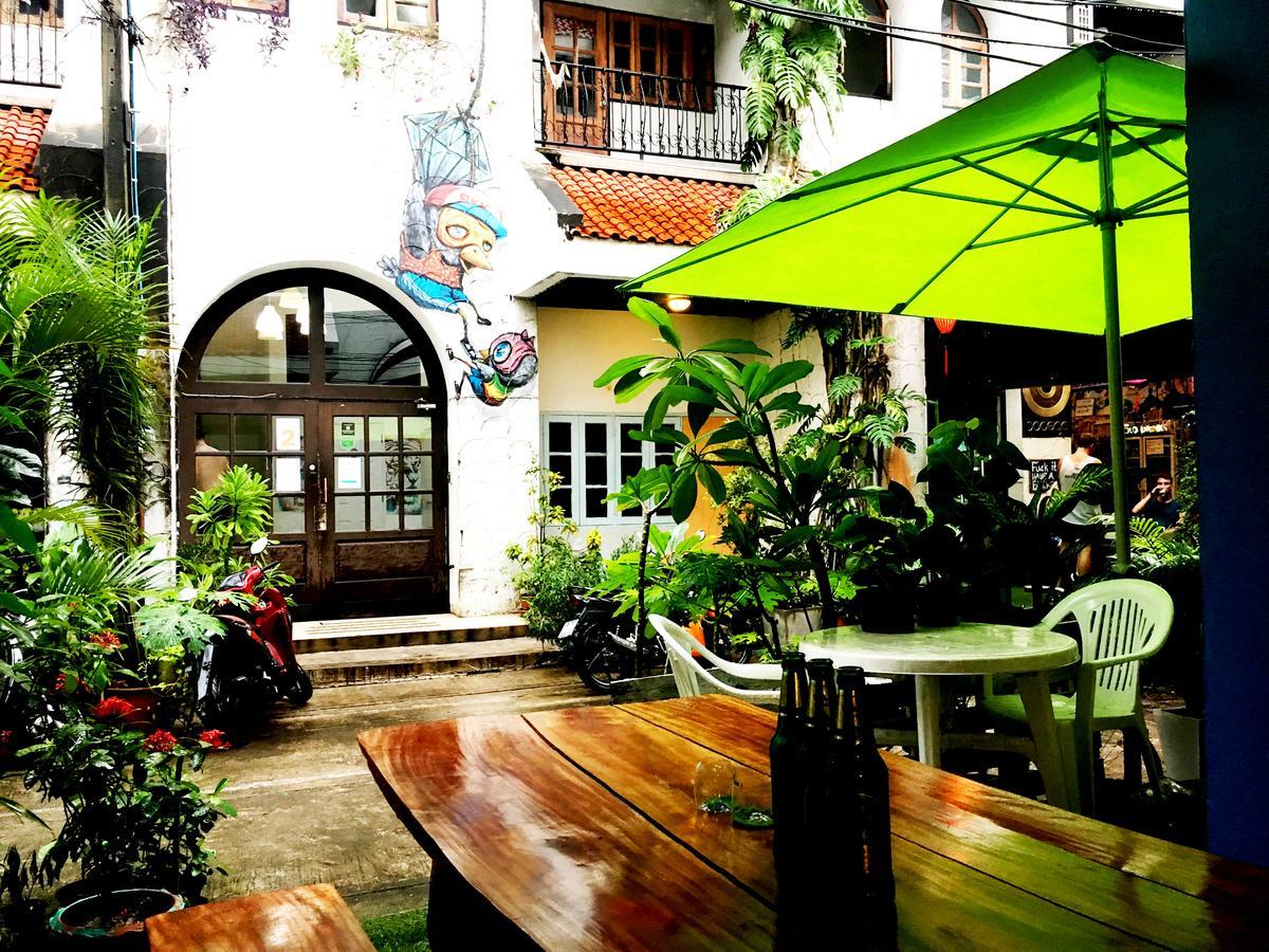 17You Inn Hostel Bangkok Exterior foto