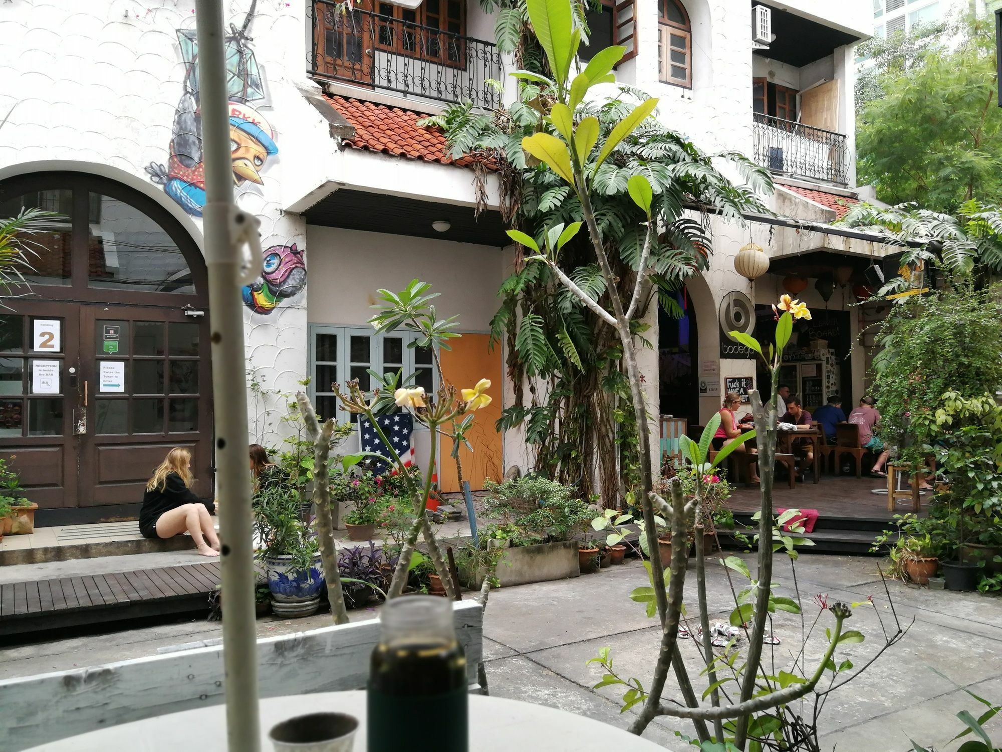 17You Inn Hostel Bangkok Exterior foto