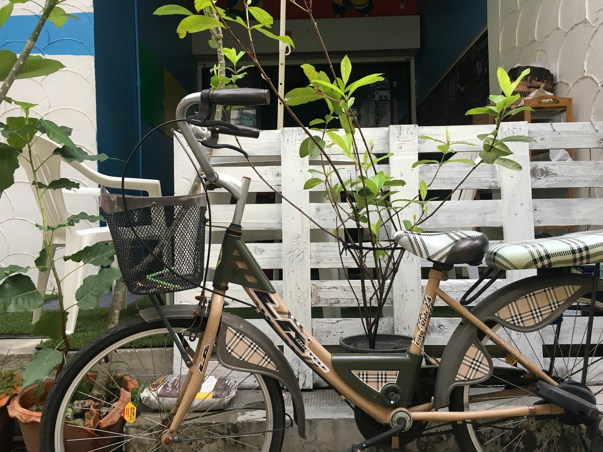 17You Inn Hostel Bangkok Exterior foto